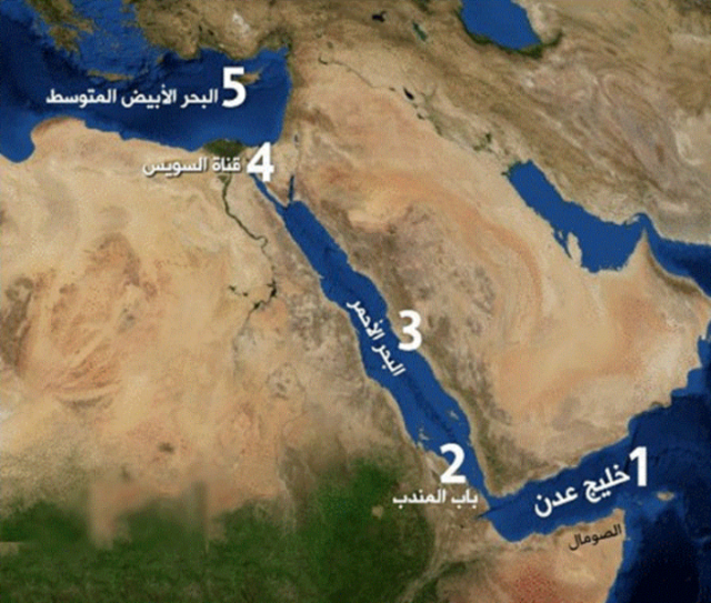 عاجل: هجوم حوثي على سفينة في خليج عدن وانفجاران يهزان محيط باب المندب وإعلان للبحرية البريطانية