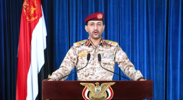 عاجل: الناطق العسكري الحوثي يعلن استهداف سفينة بريطانية في البحر الأحمر