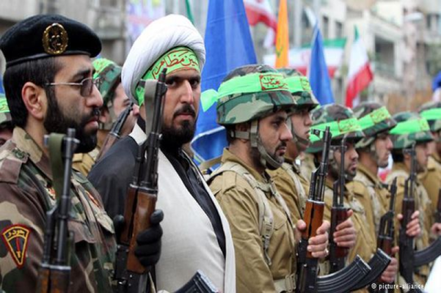 وصول 50 من خبراء الحرس الثوري الإيراني وحزب الله إلى العاصمة اليمنية صنعاء