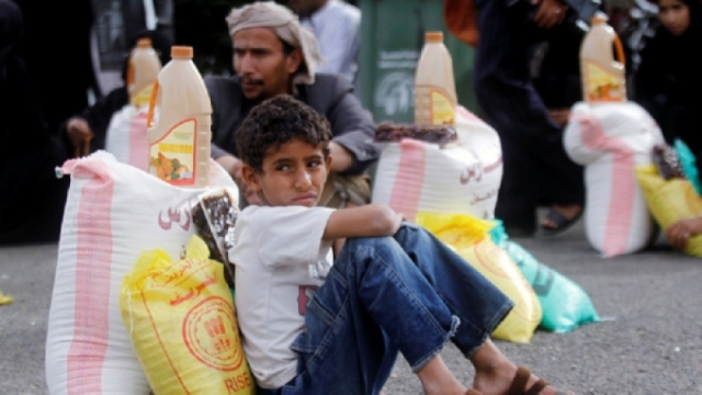 تصاعد غلاء الأسعار وتراجع الأمن الغذائي في اليمن إثر الهجمات البحرية