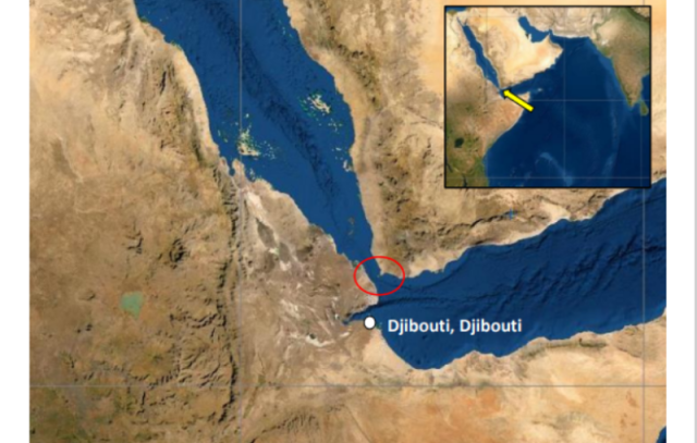 عاجل: هجوم حوثي جديد على سفينة تجارية ”شمالي جيبوتي” وإصابة سطح السفينة