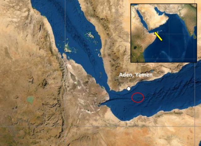 هجوم صاروخي جديد على سفينة في خليج عدن ونشوب حريق على متنها وإعلان للبحرية البريطانية
