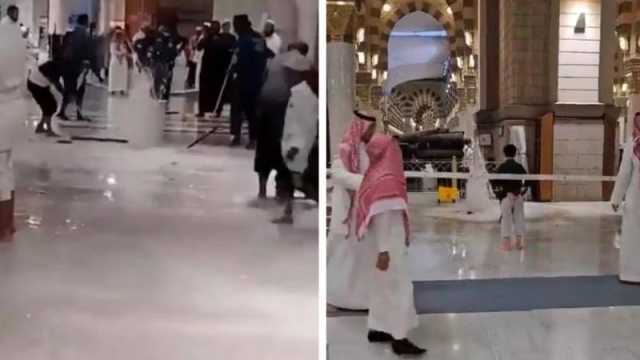 شاهد ما الذي خرج من عمق الأرض في الحرم المدني عقب هطول الأمطار الغزيرة (فيديو)