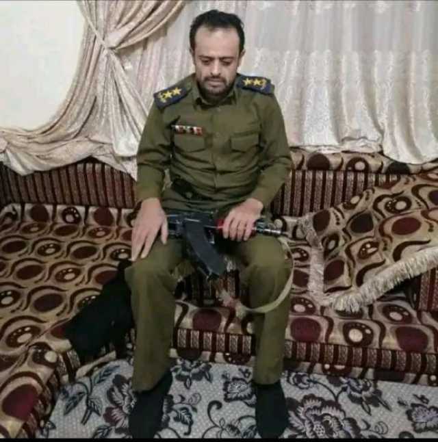 محاولة طعن وذبح قيادي حوثي من قبل مجهولين في مديرية ولد ربيع بالبيضاء