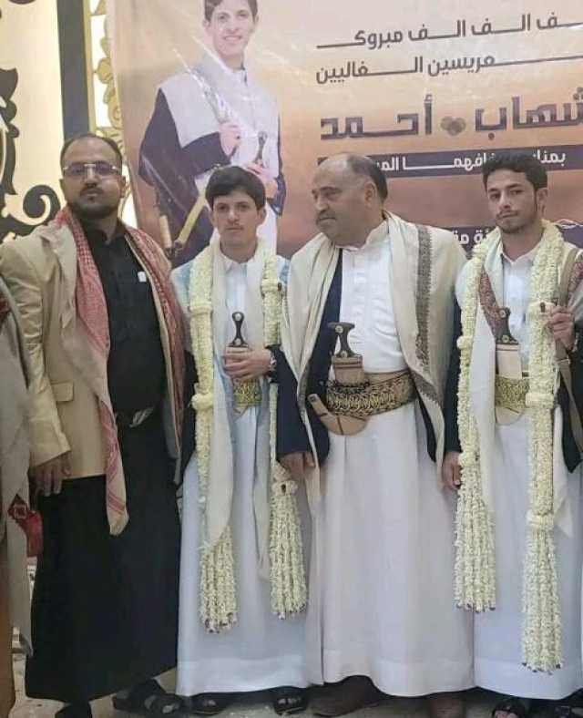صور .. الحوثيون يقيمون عرسا صامتا لنجل زعيم الجماعة وابن أخيه في صعدة خوفا من استهدافه
