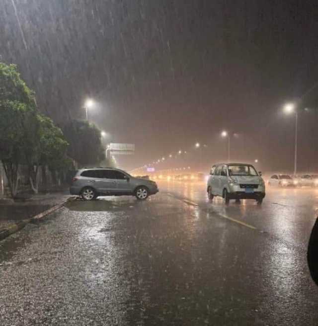 31 منطقة يمنية مهيأة لهطول الأمطار اليوم