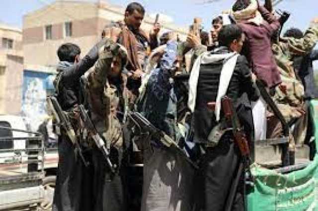 ”خبير اقتصادي يطرح خطة شاملة: هكذا يمكن انتزاع تنازلات كبرى من الحوثيين”