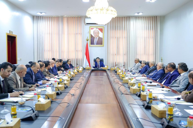 من عدن.. الحكومة تعلن الجهوزية العسكرية لإنهاء الانقلاب الحوثي واستعادة الدولة اليمنية