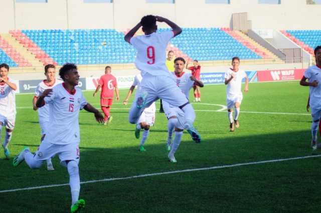 بعد مهزلة ”البث المباشر ” لأولى مباريات منتخب الناشئين ..الشارع الرياضي اليمني يوجه هذا المطلب للشرعية والقطاع الخاص