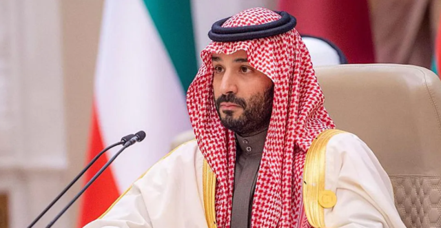 رجل السلام وقائد التغيير.. مغردون يشدون بفوز ولي العهد بلقب الشخصية الأكثر تأثيرا في 2023