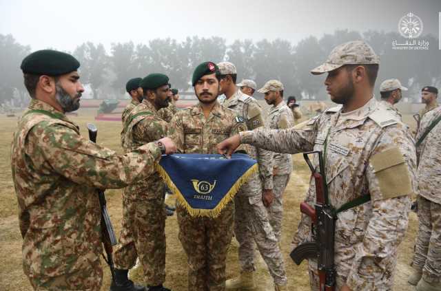 انطلاق برنامج التعايش بين القوات البرية والجيش الباكستاني