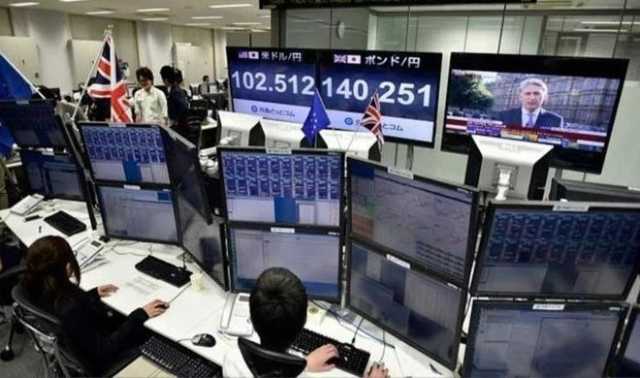 الأسهم البريطانية تغلق على انخفاض.. والإسترليني يرتفع مقابل الدولار واليورو