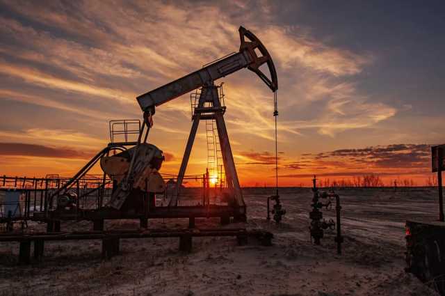 ارتفاع أسعار النفط وسط توترات الشرق الأوسط الشحن عبر البحر الأحمر