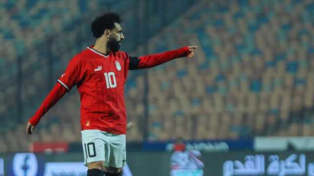 مدافع منتخب مصر الأسبق يهاجم اتحاد الكرة بسبب محمد صلاح