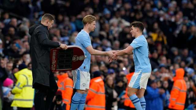 بعد غياب 149 يومًا.. دي بروين يعود للملاعب ويحقق رقمًا قياسيًا