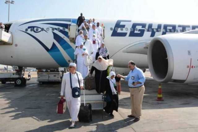 أزمة في العمرة.. شركات السياحة تلغي رحلاتها وأعداد المسافرين بتأشيراتها لا يتخطى 20%