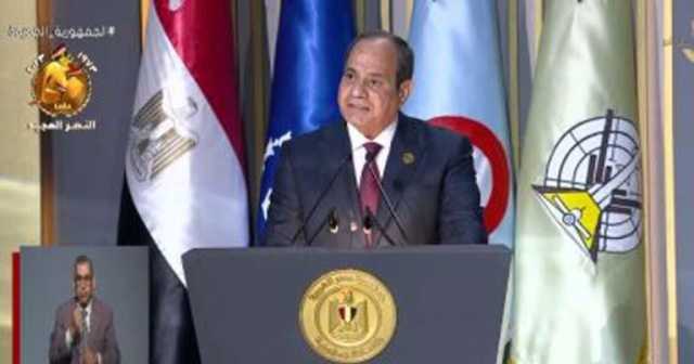 السيسي يهنئ الشعب المصري والقوات المسلحة بالذكرى الـ50 لانتصار حرب أكتوبر