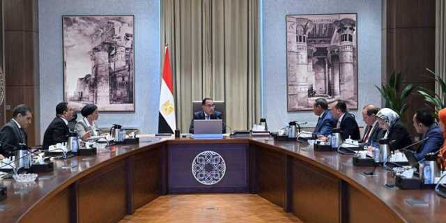 توجيه عاجل من رئيس الوزراء بشأن أتوبيسات النقل العام بالقاهرة والإسكندرية