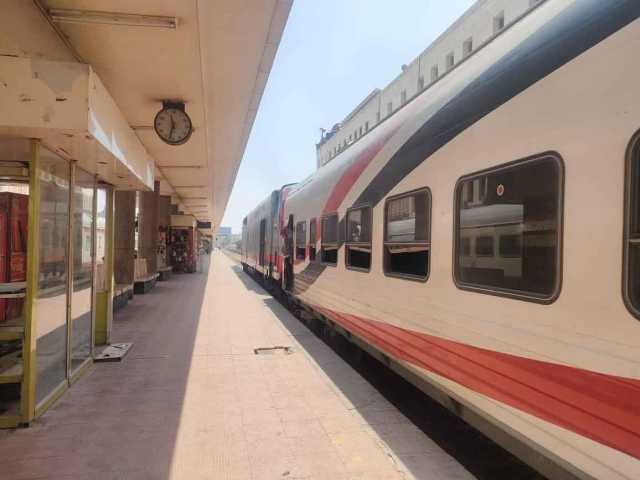 السكة الحديد: وقوف قطار 1011 أسوان - القاهرة بمحطة طما من السبت 10 فبراير