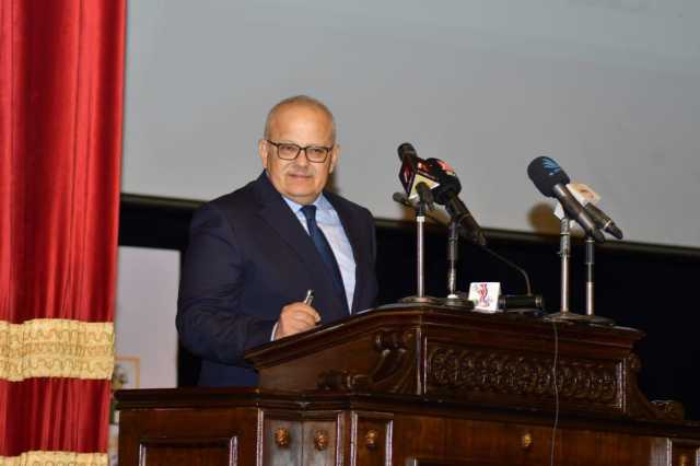 رئيس جامعة القاهرة: الترجمة جسر للتلاقي الفكري بين الثقافات