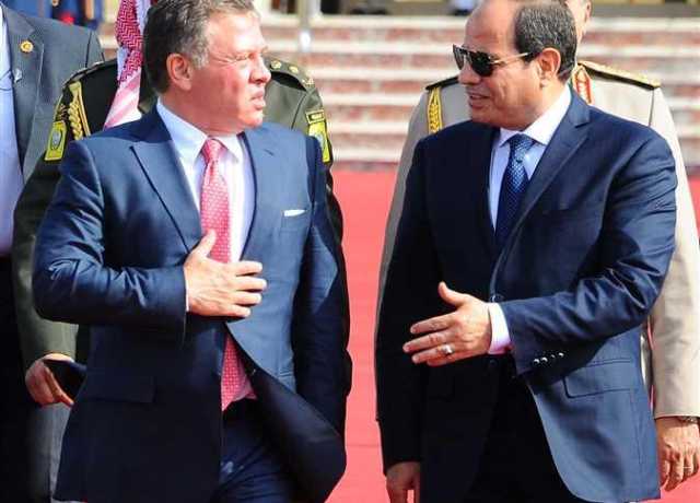 السيسي يستقبل ملك الأردن في مطار العلمين الدولي