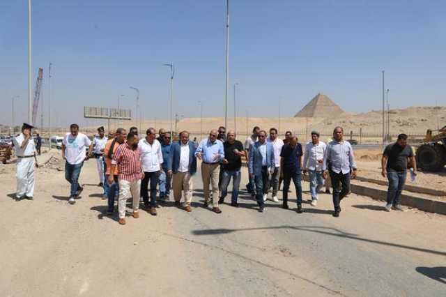 محافظ الجيزة يتابع أعمال تطوير المنطقة المحيطة بالمتحف المصري الكبير