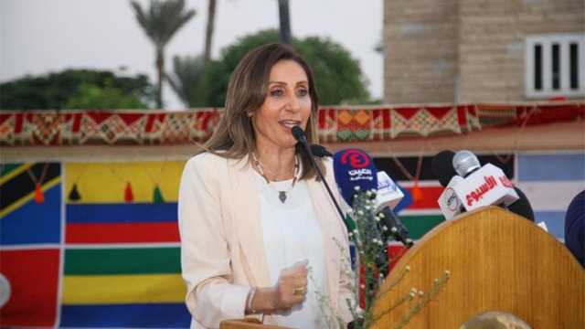 وزيرة الثقافة: وضعنا خطة متكاملة للتنمية الثقافية بمدن وقرى شمال سيناء