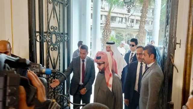 صورة- تركي آل الشيخ يصل إلى مكتب وزيرة الثقافة المصرية