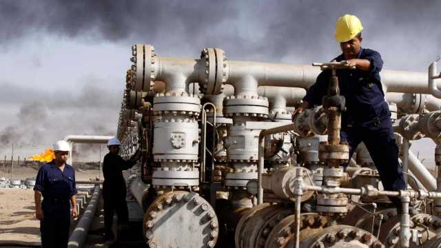 100 ألف أجنبي .. الشركات النفطية تتلاعب بقانون تشغيل العراقيين