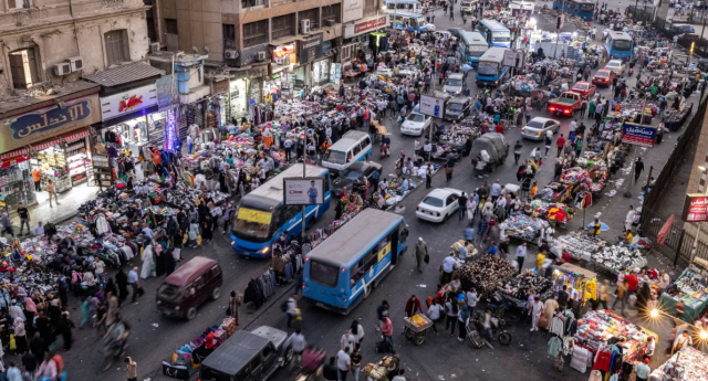 على غرار الصين.. السيسي يرفض حرية الإنجاب لإنقاذ مصر من كارثة