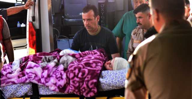 العراق يرسل وجبة ثانية من مصابي فاجعة الحمدانية الى الخارج لتلقي العلاج