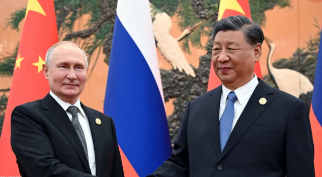 انطلاق محادثات صينية روسية وجهود لحماية العدالة الدولية