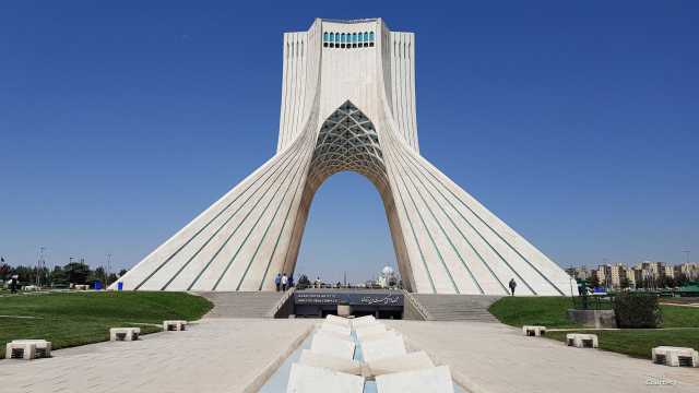 إيران تتحدث عن إحباط 30 تفجيرا إرهابيا متزامنا في طهران