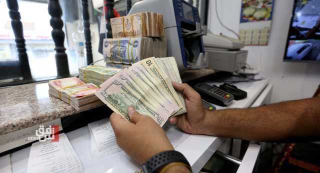 عناد الدولار أمام الدينار العراقي يُثبّت الهوة بين السعرين الرسمي والموازي