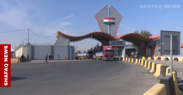 عطل فني بالجانب التركي يوقف الحركة بمعبر إبراهيم الخليل في كوردستان