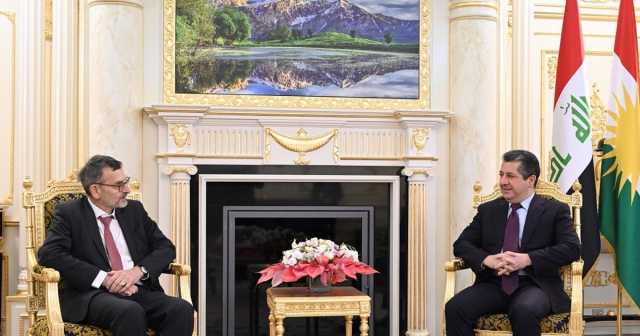 مسرور بارزاني يدعو لتعزيز دور يونامي السياسي في العراق وكوردستان