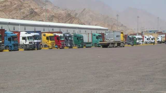 الحكومة العراقية تعتزم إنشاء طريق دولي للشاحنات يمتد من البصرة إلى أربيل