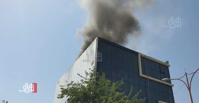 السليمانية.. وفاة عامل باندلاع حريق إثر انفجار منظومة غاز داخل بناية تجارية (صور)