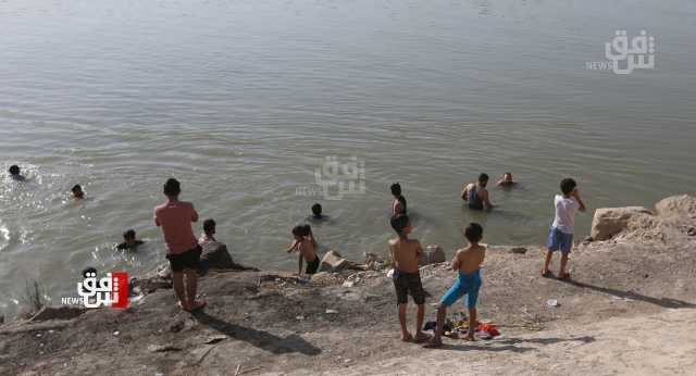الشباب العراقيون يهربون من حَرِّ الصيف الى الموت في الأنهار