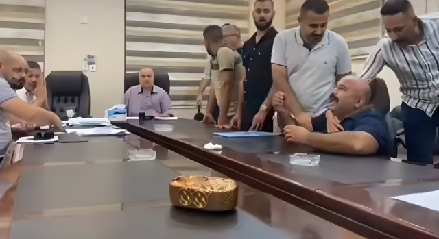 فوضى في مزايدة حكومية.. وبرلماني يؤكد هيمنة الفصائل على مشاريع نينوى (فيديو)