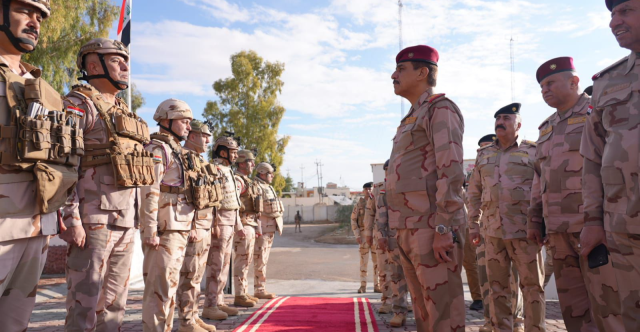 بعد تهديد إسرائيل .. قائد عسكري عراقي كبير يستطلع الشريط الحدودي من القائم الى سنجار