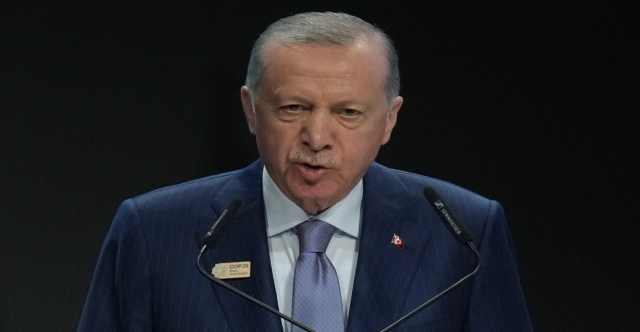 أردوغان يرسل وزير خارجيته إلى دمشق لوضع هيكلية الإدارة الجديدة في سوريا