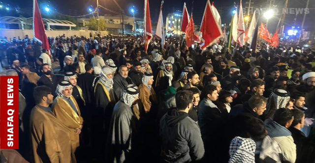 جنوب العراق.. حراك شعبي يمهل الحكومة حتى الاثنين القادم ويستعد لتصعيد بـالأكفان