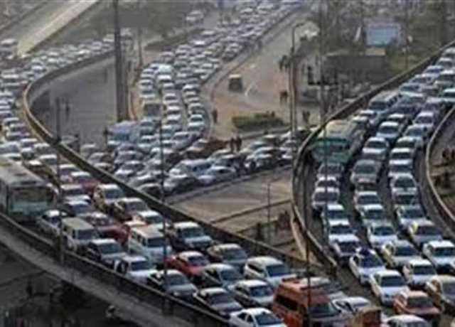 حالة المرور الآن في شوارع القاهرة والجيزة بعد إجازة عيد الأضحي.. (احذر مناطق الزحمة)