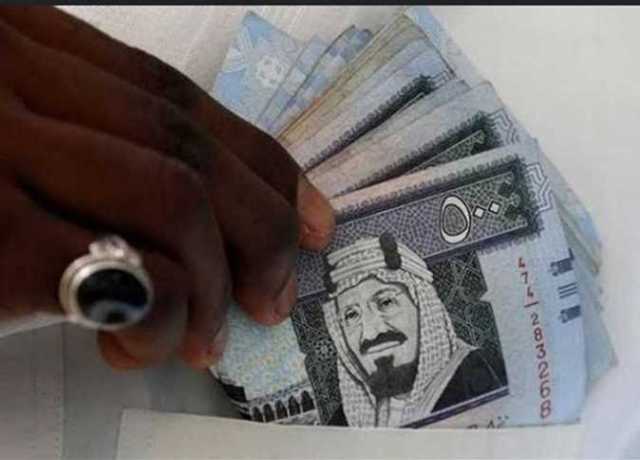 بعد انتهاء موسم الحج.. هل تأثر سعر الريال السعودي اليوم الثلاثاء 18 -7-2023 في البنوك