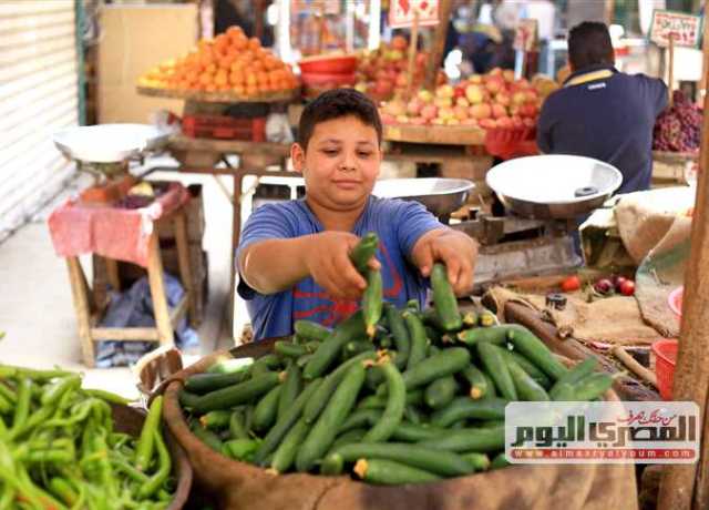 الطماطم بـ4.5.. أسعار الخضروات اليوم الأحد بسوق العبور للجملة