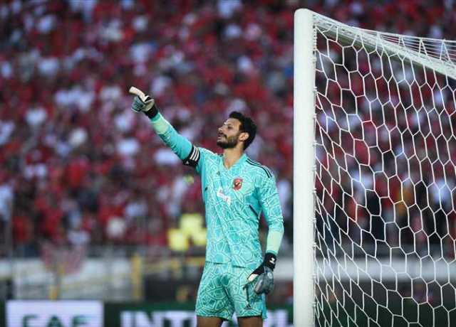 شوبير يكشف تطورات جديدة بشأن انتقال الشناوي لـ النصر السعودي