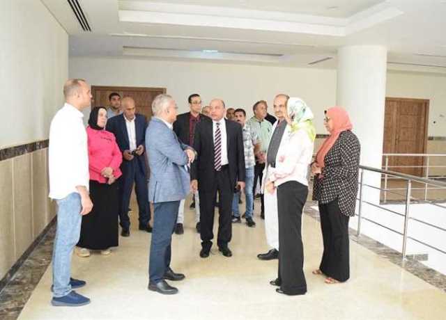 رئيس جامعة بنى سويف يتفقد عدد من المنشآت الجديدة بشرق النيل