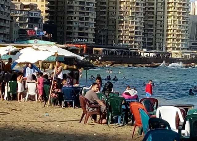 بعد تحذيرات الأرصاد.. 6 شواطئ في الإسكندرية أمنة للسباحة والإستمتاع (صور)