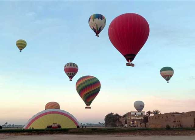 بسبب سرعة الرياح.. إلغاء رحلات البالون الطائر في الأقصر